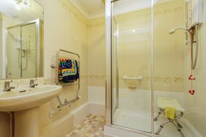 BATHROOM- click for photo gallery